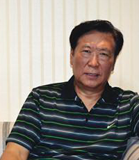 郗恩庭